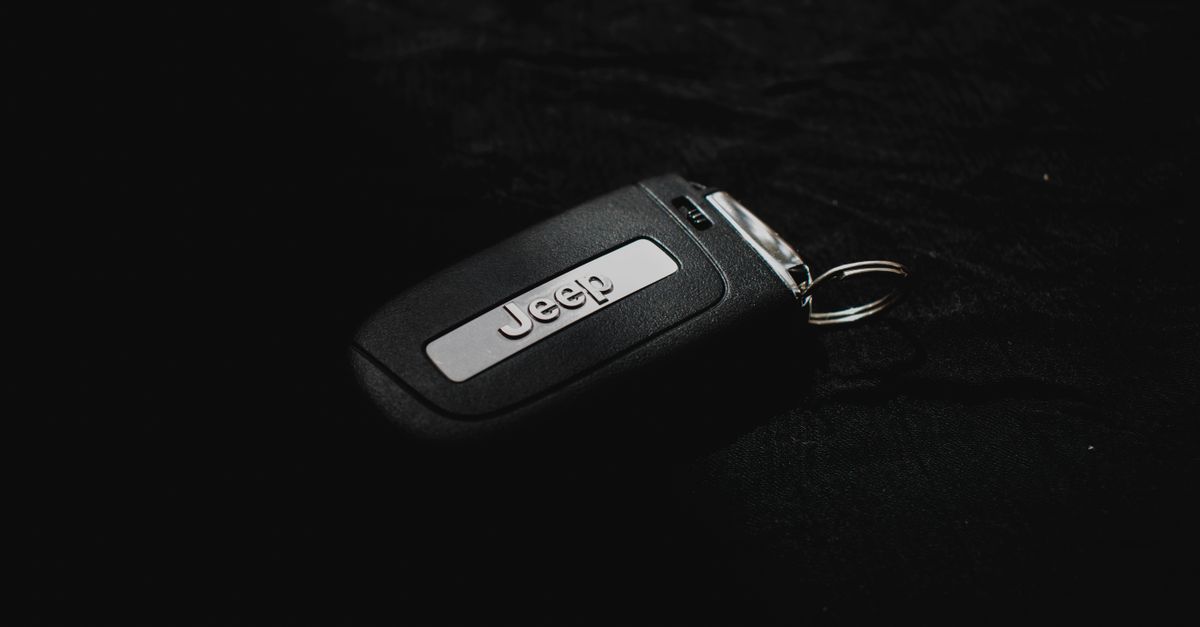 Can a Locksmith Program My Key Fob? What Queens Drivers Should Know — Whitestone Locksmith Queens
