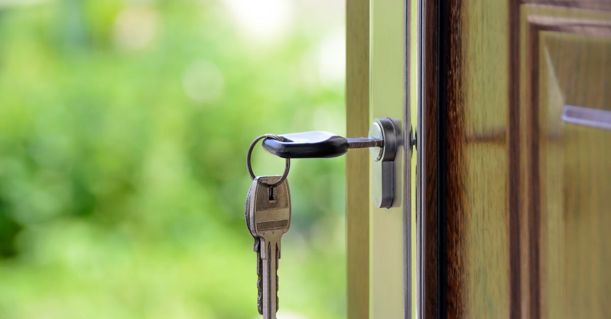 How Much Do Locksmiths Charge on Average? Real Queens Numbers — Whitestone Locksmith Queens