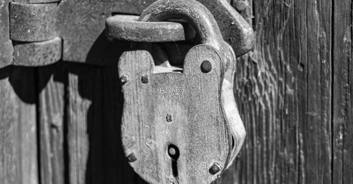 5 Signs Your Mortise Lock Needs Repair Before It Fails — Whitestone Locksmith Queens