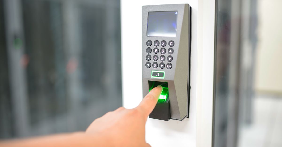 How a Tiered Master Key System Actually Works for Queens Businesses — Whitestone Locksmith Queens